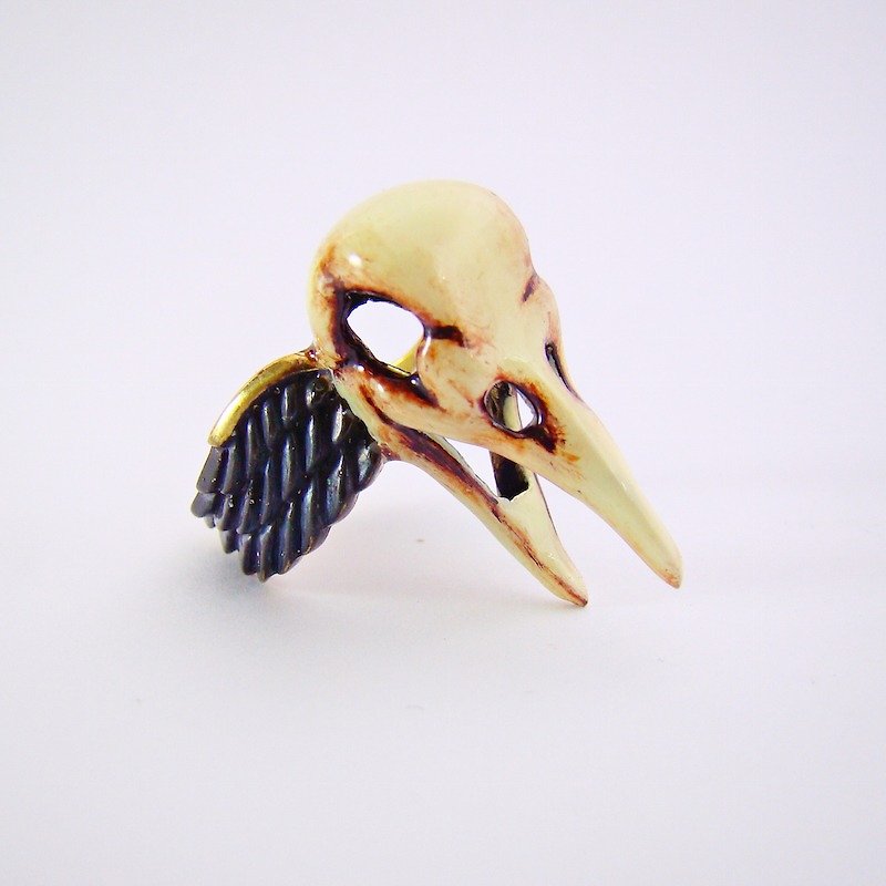 Realistic Crow skull ring in brass and enamel color ,Rocker jewelry ,Skull jewelry,Biker jewelry - แหวนทั่วไป - โลหะ 