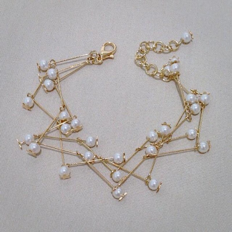 Mermaid Tears series - white pearl pearl bracelet (three) - สร้อยข้อมือ - วัสดุอื่นๆ ขาว