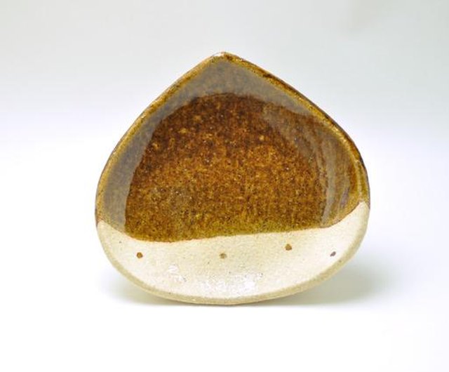 栗のさら2014 レギュラーサイズ 陶器の中皿 - ショップ 716 小皿