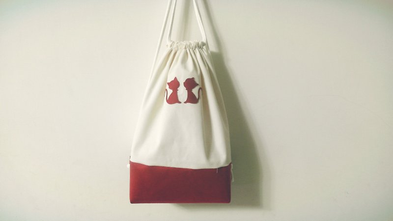 When met little kitten cat - Drawstring Bags - Other Materials Red