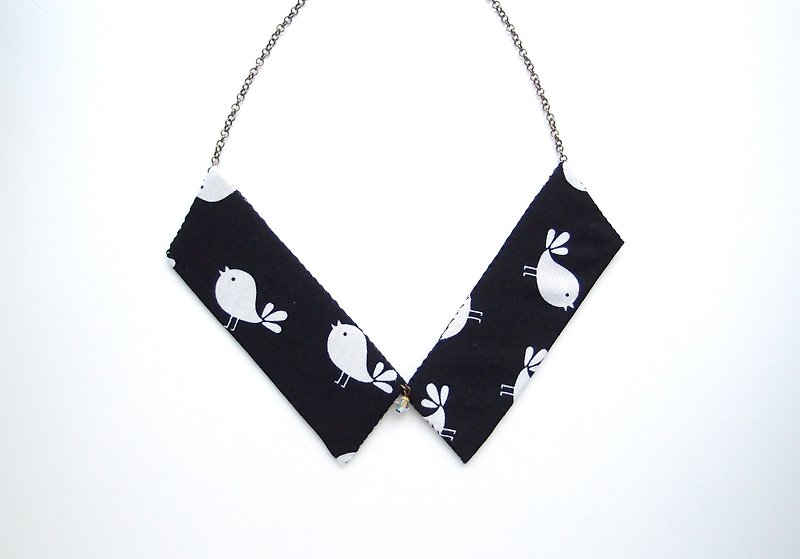 Collar Necklace| Black & White| Birds - Necklaces - Other Materials Black