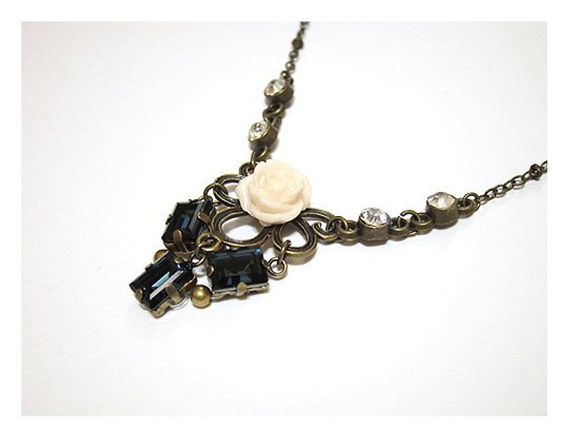 Baroque dark blue square diamond chain - Necklaces - Other Materials Blue