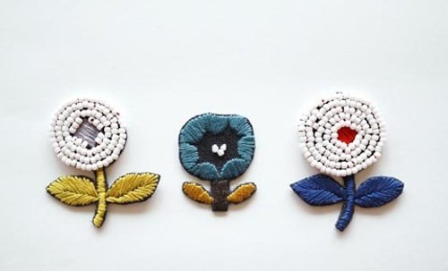 タンポポの手刺繍ビーズ刺繍ブローチ-グラスグリーン - ショップ