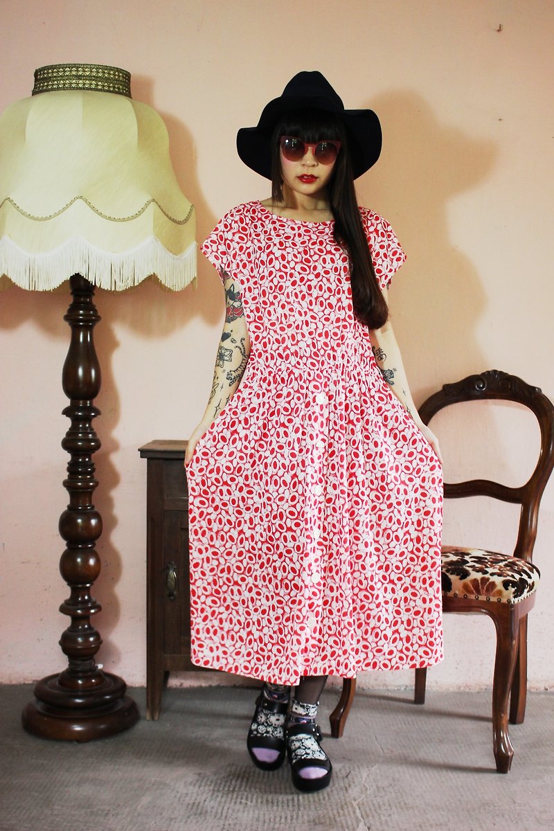 F1055 (Vintage) red and white cobblestone circle cloth flowers vintage dress - One Piece Dresses - Other Materials Red