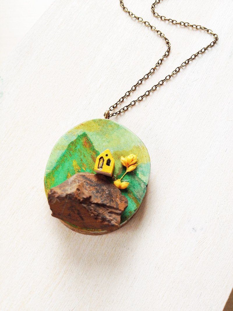 Moriyama Cabin | Hand-painted by Heart | Wood | Natural Stone | Crystal | Red Jasper | Necklace - Necklaces - Wood Green