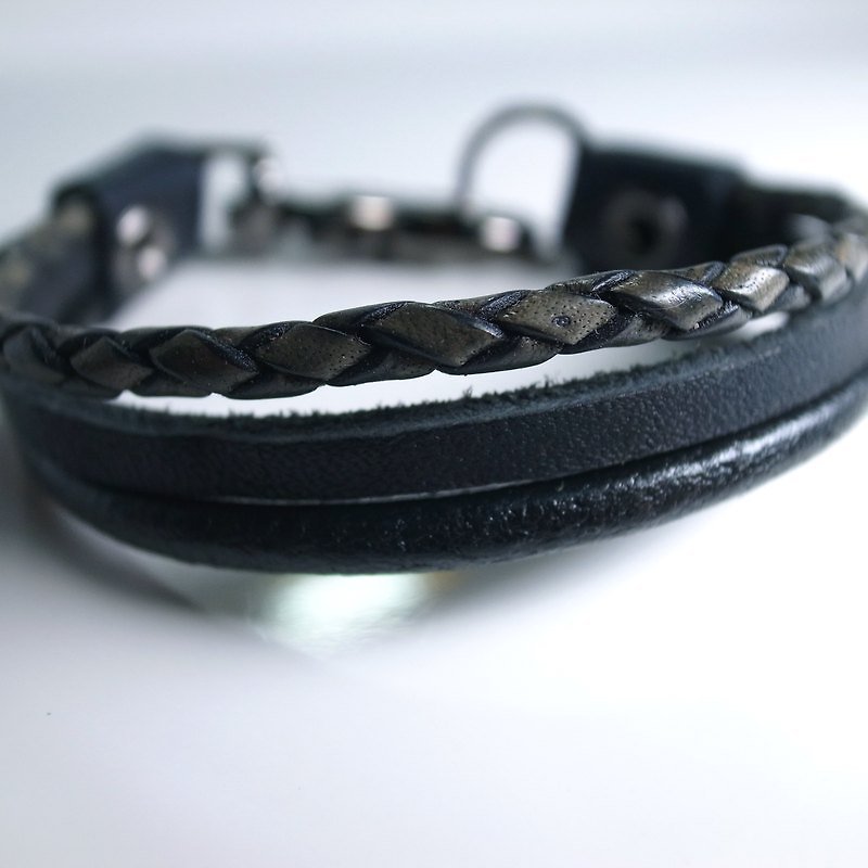 Multi-layered three-ring American and European selected leather personality bracelet New York hand-made leather goods - Bracelets - Genuine Leather Black