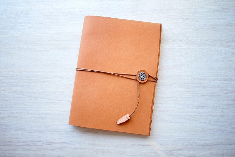 Leather slipcase A leather notepad primary section - Notebooks & Journals - Genuine Leather Multicolor