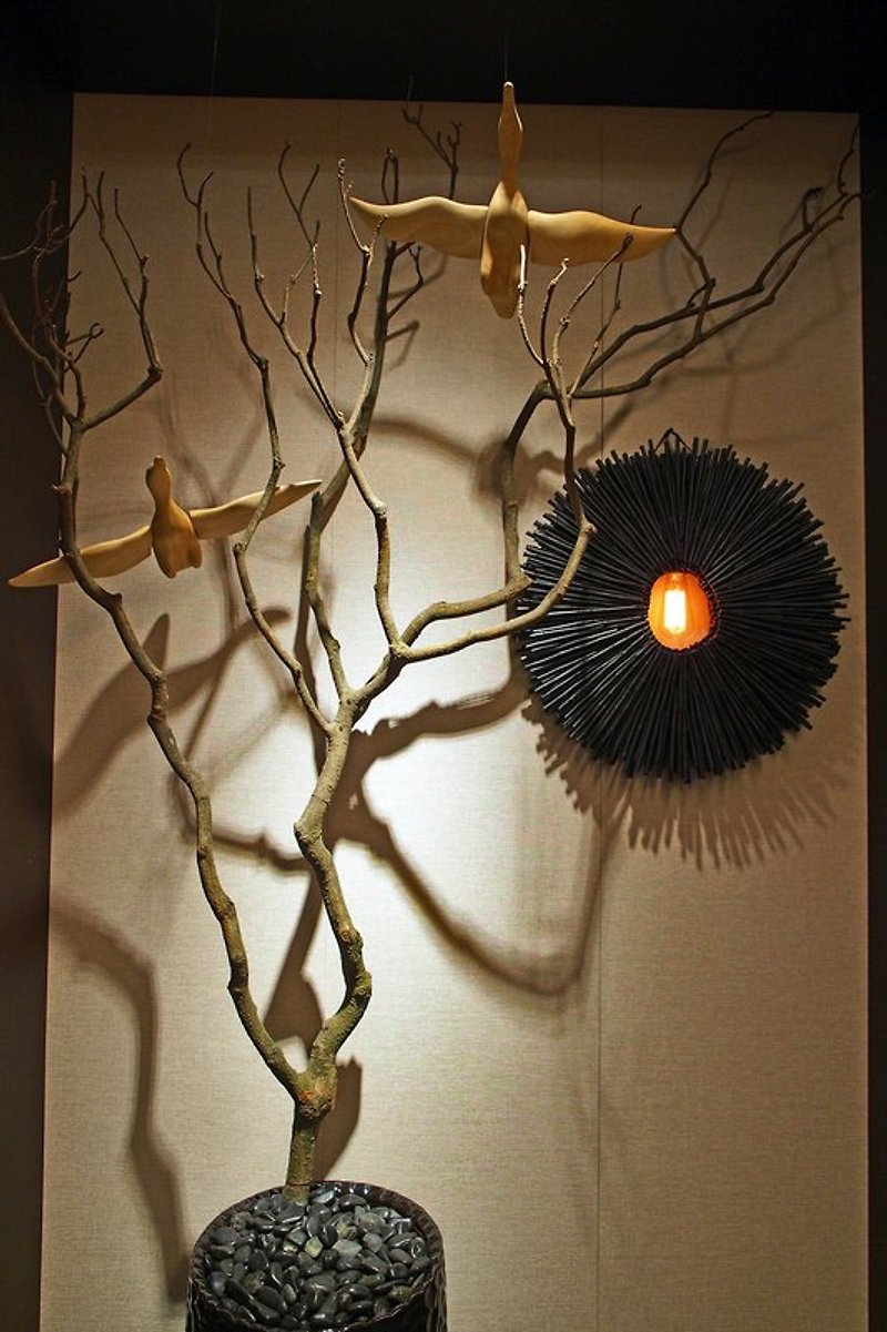 【手段】配置黒い枝が環状照明を感じ、壁掛け、両面 - 照明・ランプ - 木製 ブラック