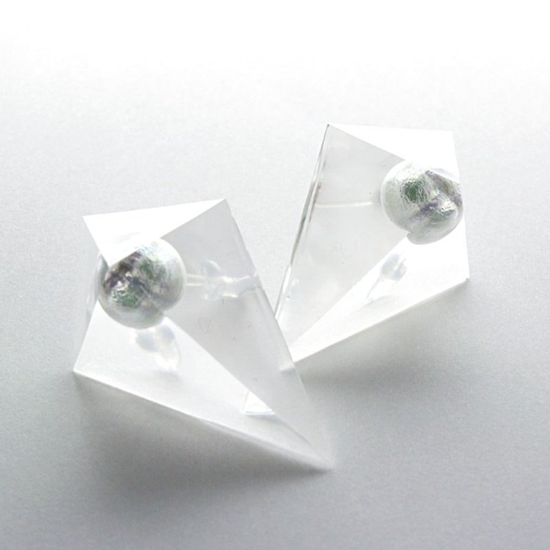Acute pyramid earrings - ต่างหู - วัสดุอื่นๆ ขาว