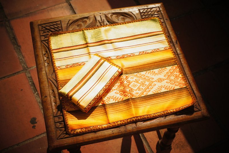 Vistaの[知識]、南アメリカ、手作りテーブルクロス - ゴールド朝陽 - 置物 - 紙 