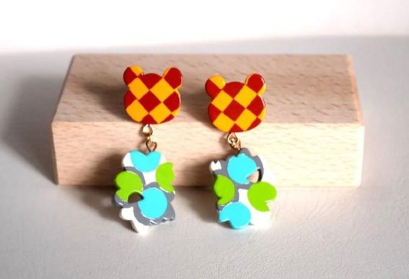 Bear and sheep earrings - Earrings & Clip-ons - Plastic Multicolor