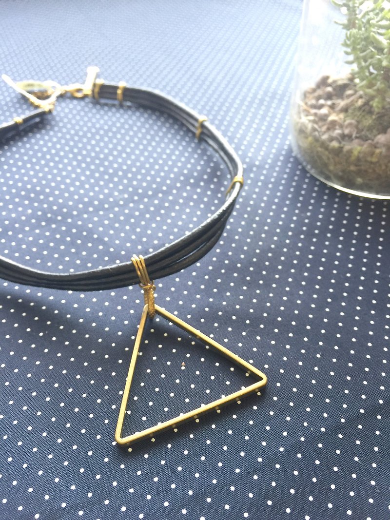 Triangle (Necklace) - Chokers - Genuine Leather Blue