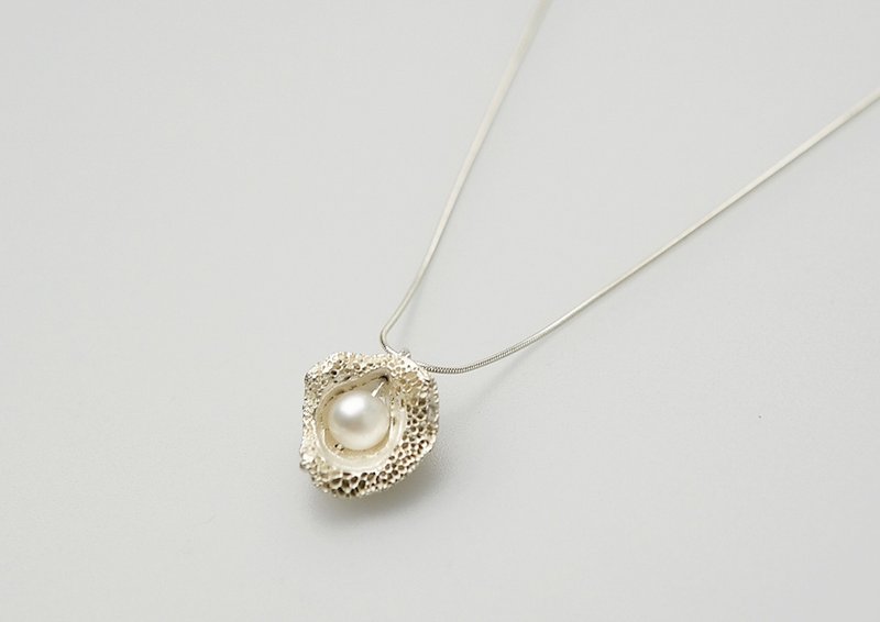 I-Shan13 Volcanic Shell Pearl Necklace - สร้อยคอ - เงินแท้ สีเงิน