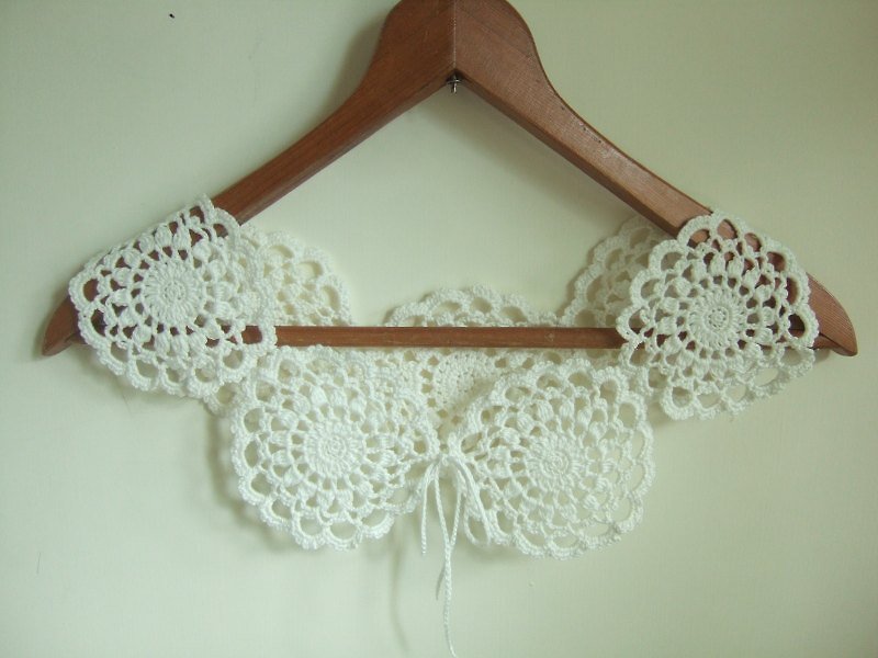 圓圓蕾絲領圍antique lace collar - Other - Other Materials White