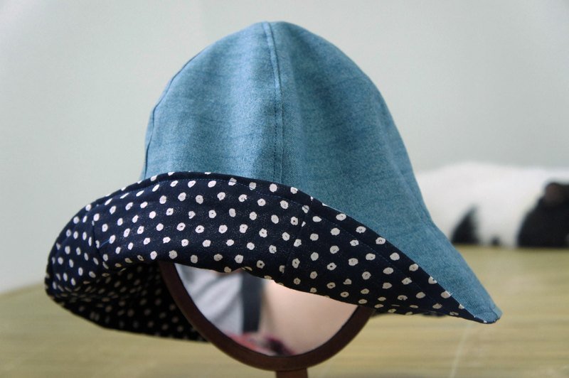 你的帽子-刺繡雙面帽/赫本 - 帽子 - 其他材質 