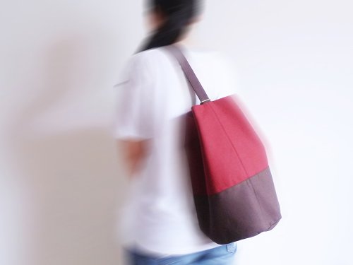 makotohon 暗紅X深咖啡色水手桶(圓)型束口肩後斜揹包