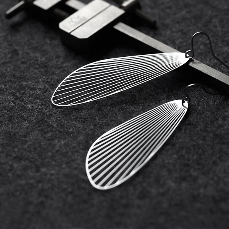 Fan Earrings Fan Earrings - Earrings & Clip-ons - Other Metals 