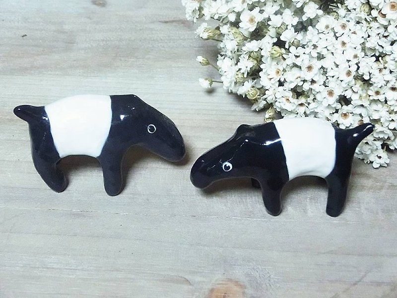 Ceramic small forest animals Malayan tapir - Pottery & Ceramics - Other Materials Black