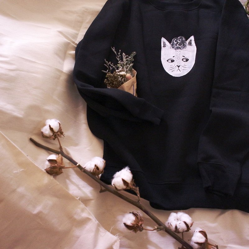 Melancholy Electric Stick Cat University T Black - เสื้อฮู้ด - ผ้าฝ้าย/ผ้าลินิน สีดำ