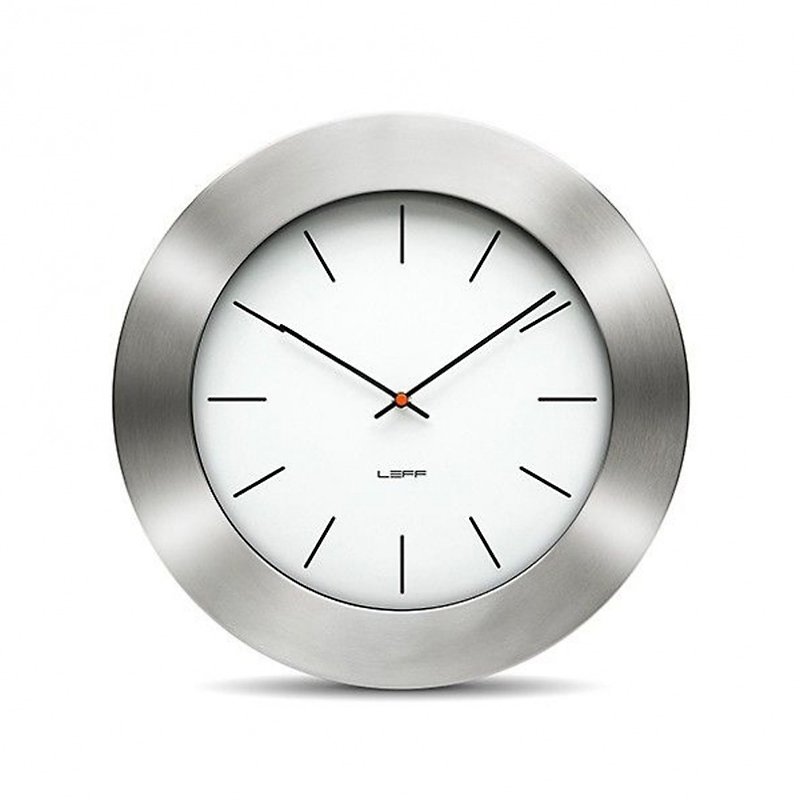Bold Wall Clock | WOOW COLLECTION - Clocks - Other Metals Gray
