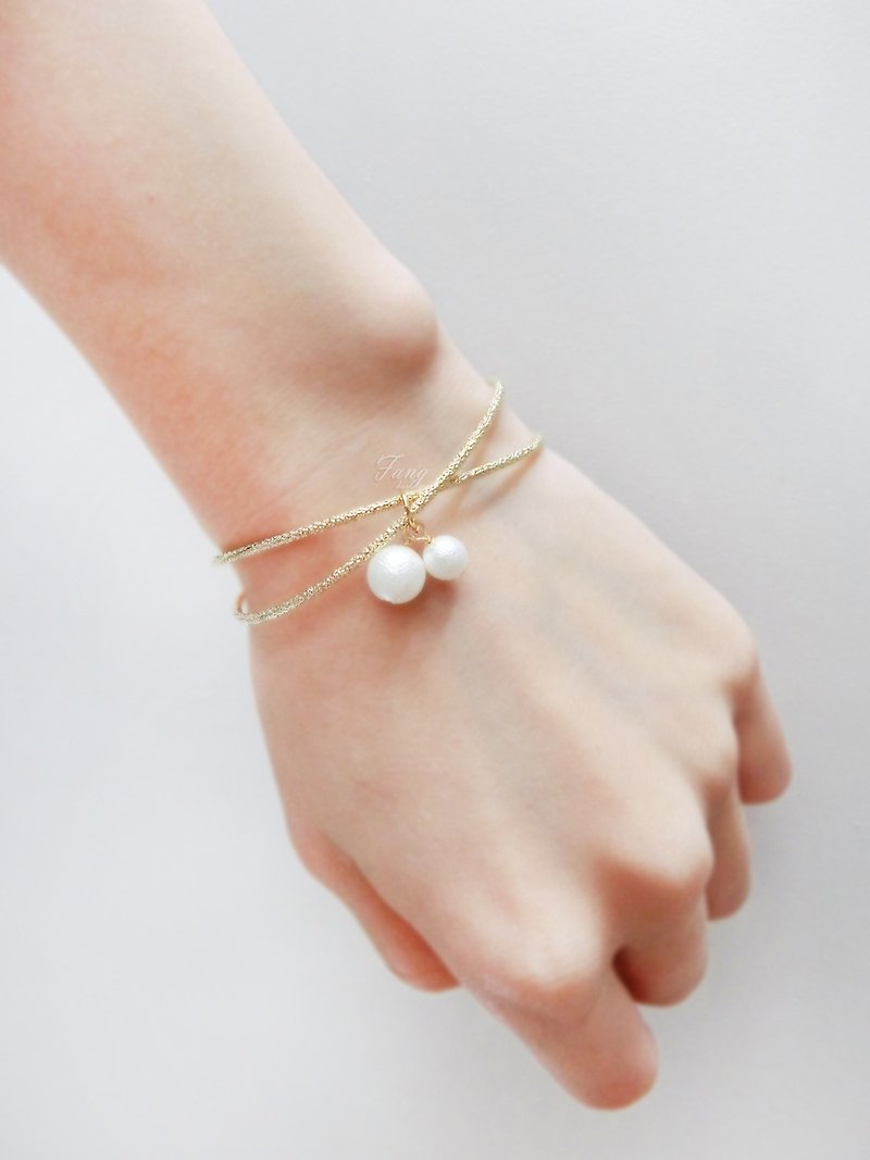 [Infinite Baby] Japanese cotton pearl bracelet bracelet - สร้อยข้อมือ - เครื่องเพชรพลอย สีทอง