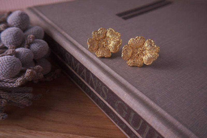 Gold Flower Lace cooper  earrings - Earrings & Clip-ons - Other Metals Gold