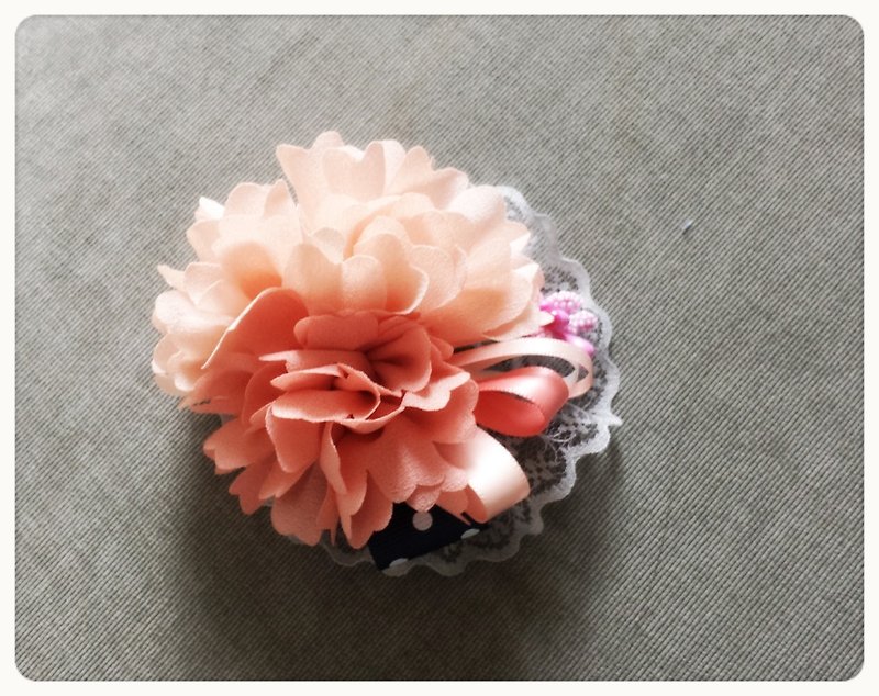 Handmade wedding corsage - Brooches - Other Materials Pink