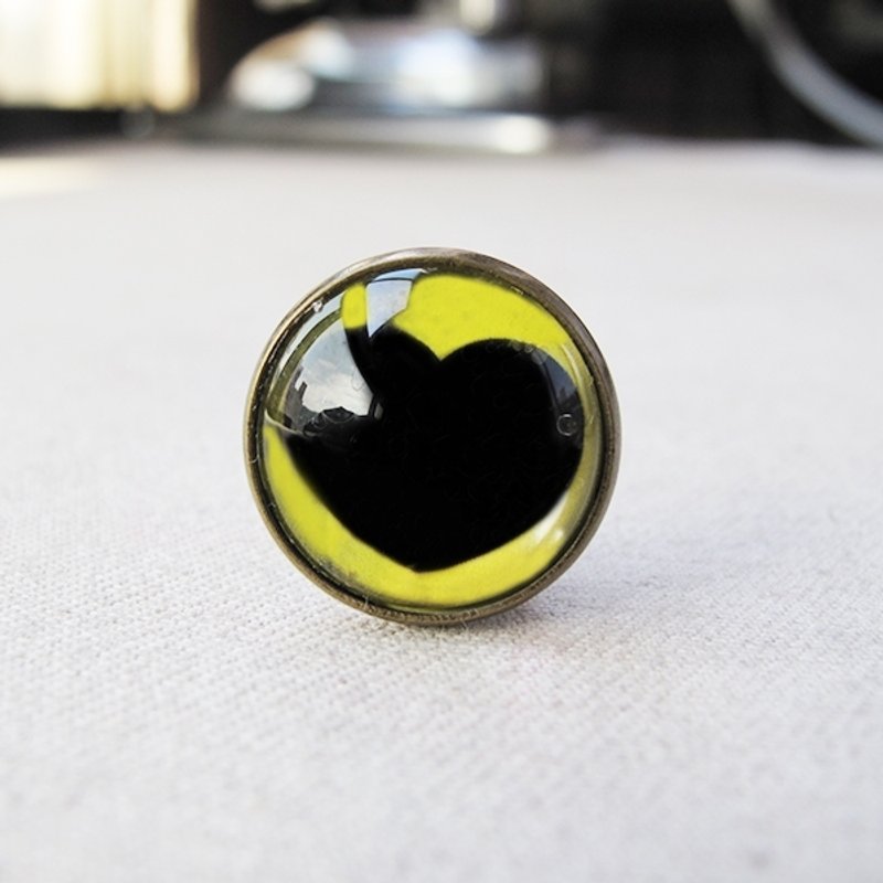 圓形耳夾耳針 - 我的心跟著你總是不在教室裡(黃底黑心) - 耳環/耳夾/耳骨夾 - 其他金屬 黃色