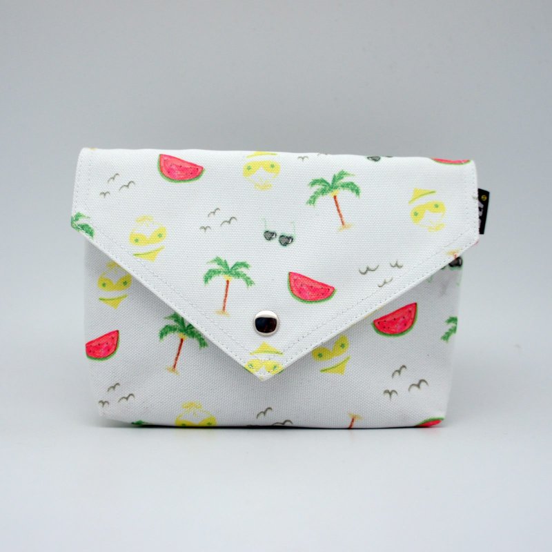 BLR hand printing BRAIN CANDY joint section BB BAG shoulder bag Summer package - กระเป๋าแมสเซนเจอร์ - วัสดุอื่นๆ ขาว