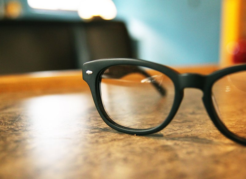 Optical Glasses│Handmade Acetate Eyewear│Matte Black Vintage Frame│2is 1678C1P - กรอบแว่นตา - วัสดุอื่นๆ สีดำ