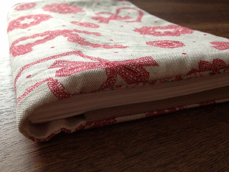 日本の本の布の服リネンプレス赤いマップシリーズ﹝マニュアルは、母親と赤ちゃんのハンドブックに適用されます﹞ - その他 - その他の素材 