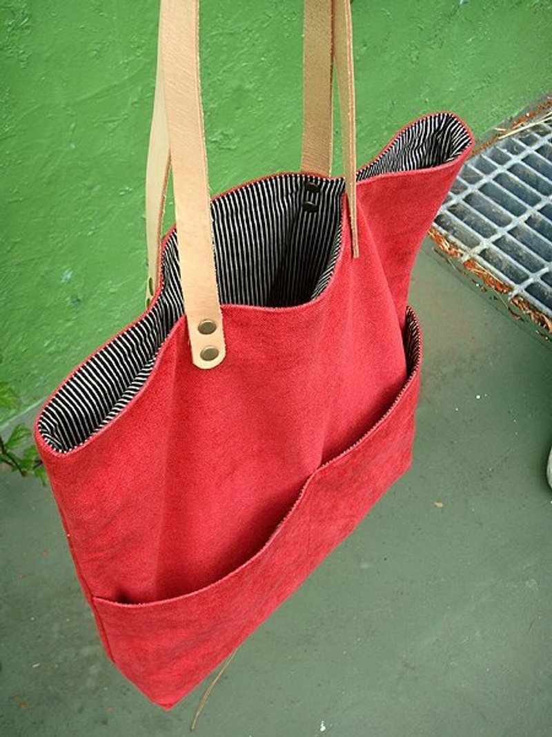 櫻桃紅 口袋包 - Messenger Bags & Sling Bags - Other Materials Red