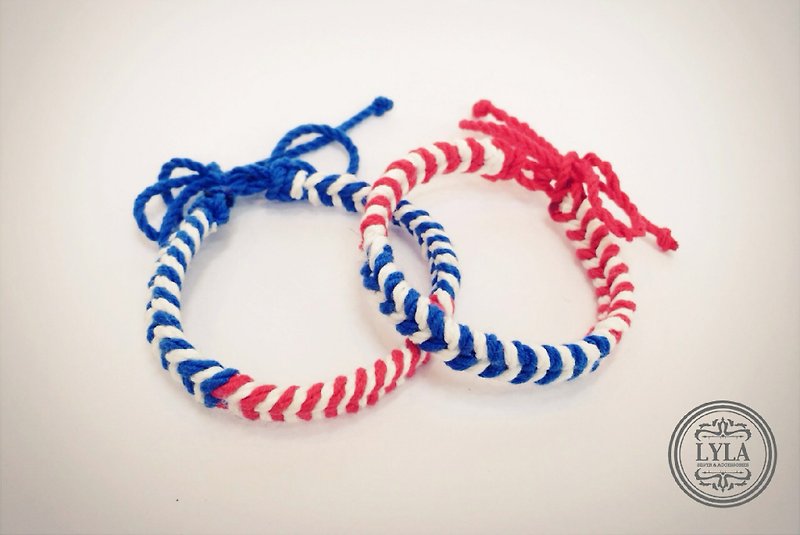 Red, blue and white three-color braided rope (thinner) - สร้อยข้อมือ - ผ้าฝ้าย/ผ้าลินิน หลากหลายสี