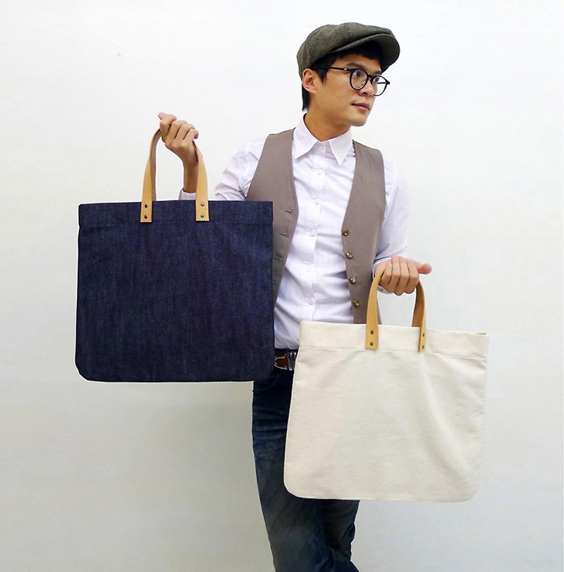 DENIM-Hand-made leather cotton canvas hand/tote/laptop bag - กระเป๋าถือ - ผ้าฝ้าย/ผ้าลินิน ขาว