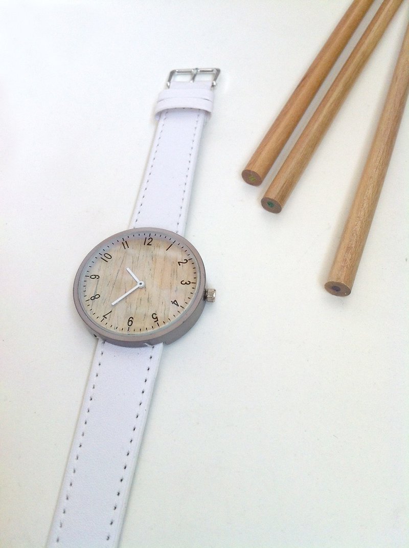 CLOCK handmade wooden table Nuclear Watch - Women's Watches - Wood Brown