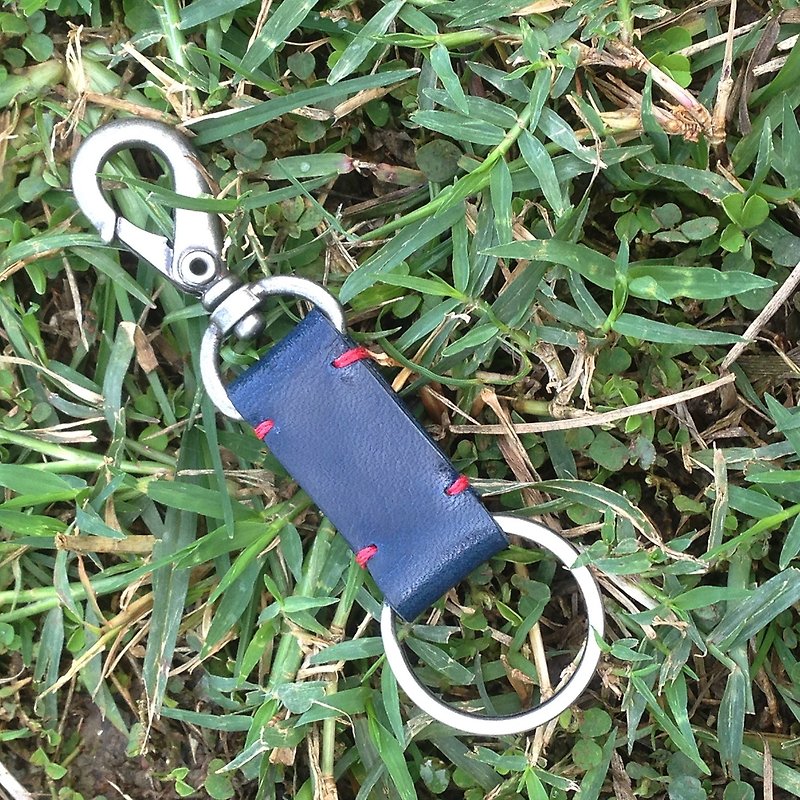 華生皮革鑰匙圈® 英倫藍 leather keychain BLUE - 鑰匙圈/鑰匙包 - 真皮 藍色