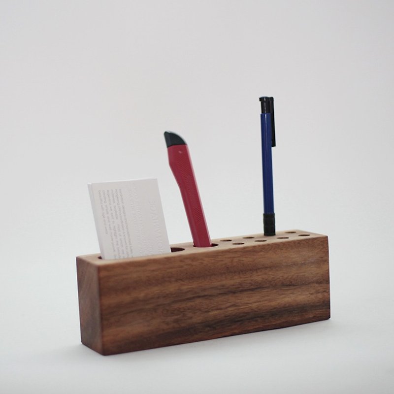 Designers pen iphone handmade mahogany pedestal table Storage - กล่องใส่ปากกา - ไม้ สีนำ้ตาล