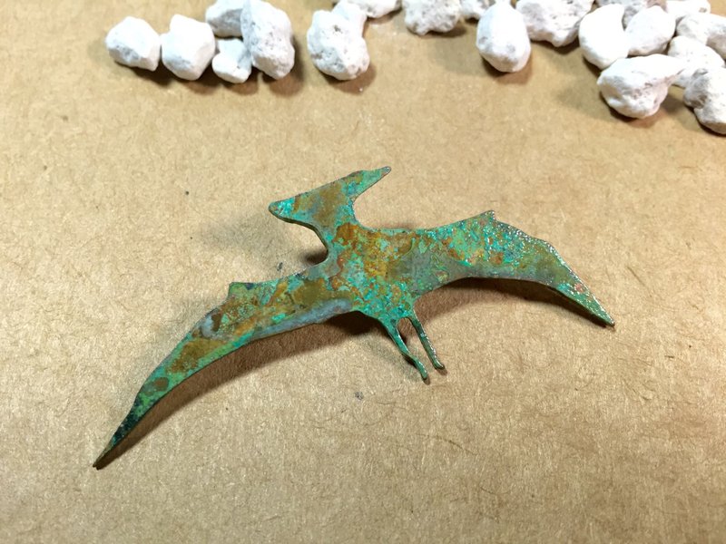 Dino Pin－翼龍 - 胸針 - 其他金屬 多色