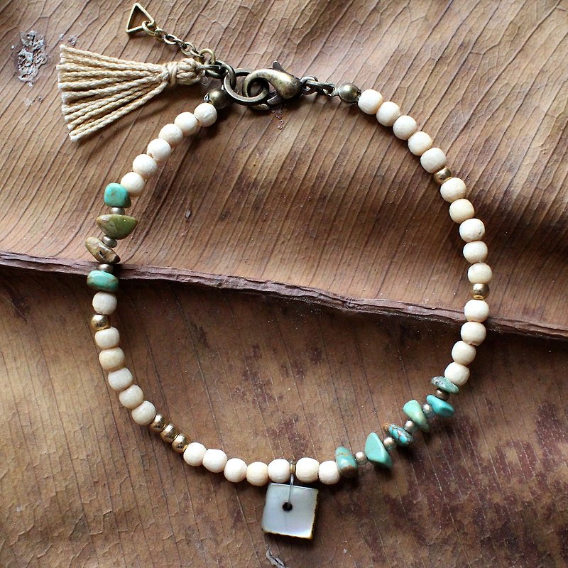 Muse natural wind series NO.4 white wooden bead turquoise bracelet brass - Bracelets - Other Materials Multicolor