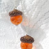 Anny&#x27;s workshop hand-made pressed flower jewelry, oak fruit necklace