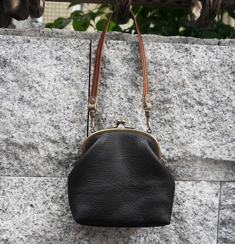 Sienna leather carry small mouth gold - กระเป๋าใส่เหรียญ - หนังแท้ สีดำ