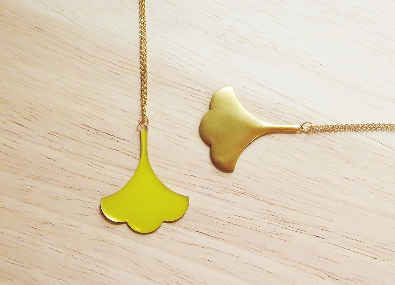 Brass necklace translucent [ginkgo] -XIAO ◆ exclusive collection Autumn Season series handmade special gifts - Necklaces - Other Metals Yellow