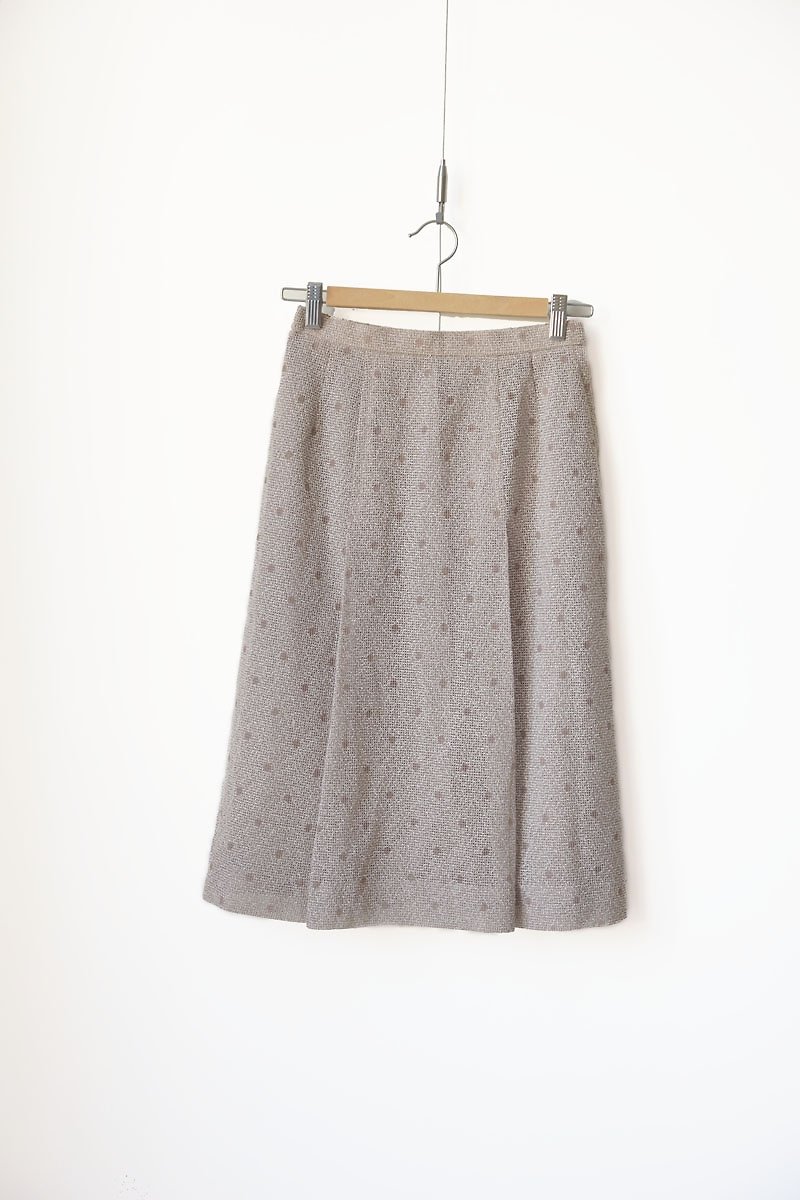 Just pills and cat ♫ ~ Shuiyu mesh skirt pants - กระโปรง - วัสดุอื่นๆ สีกากี