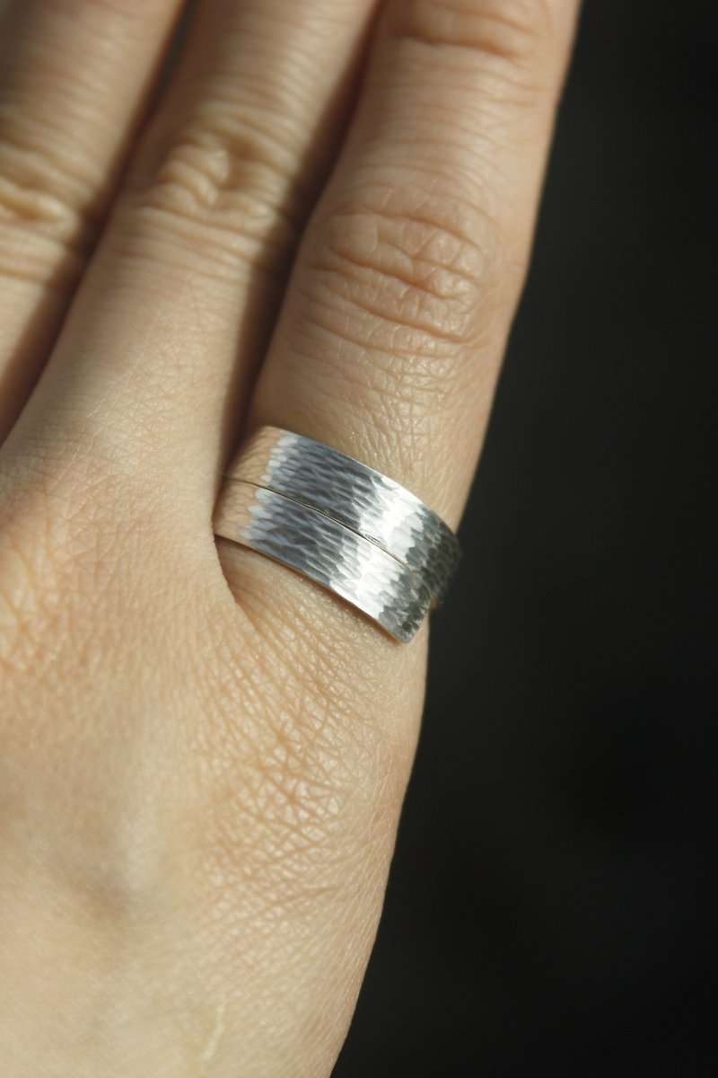 手工鍛敲 - 鎚紋戒指 - 戒指 - 純銀 銀色