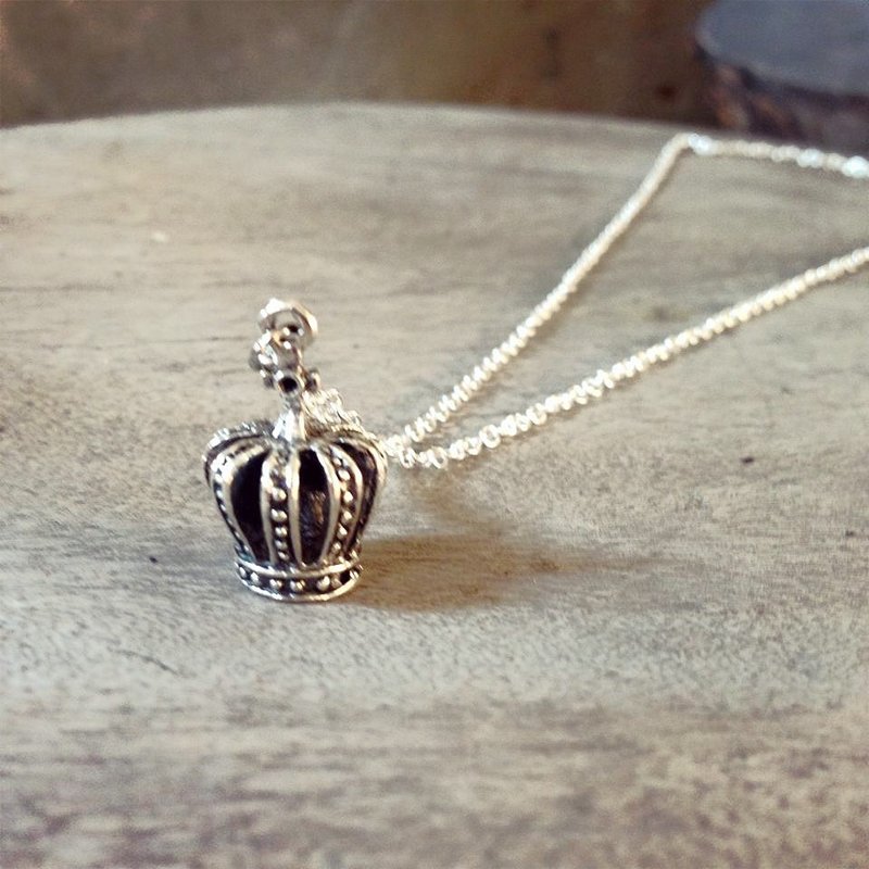 [Story Necklace story] three-dimensional crown necklace - สร้อยคอ - โลหะ 
