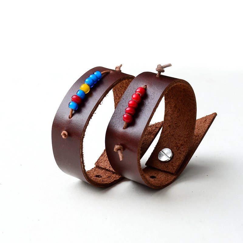[Chinese] Indian handmade lady's Lost Property leather & amp; handmade glass bead bracelet couple lettering on the ring - Bracelets - Genuine Leather Brown