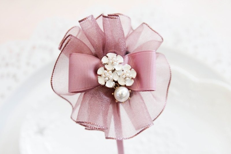 ロマンチックな毛糸のカチューシャ - ヘアアクセサリー - その他の素材 ピンク