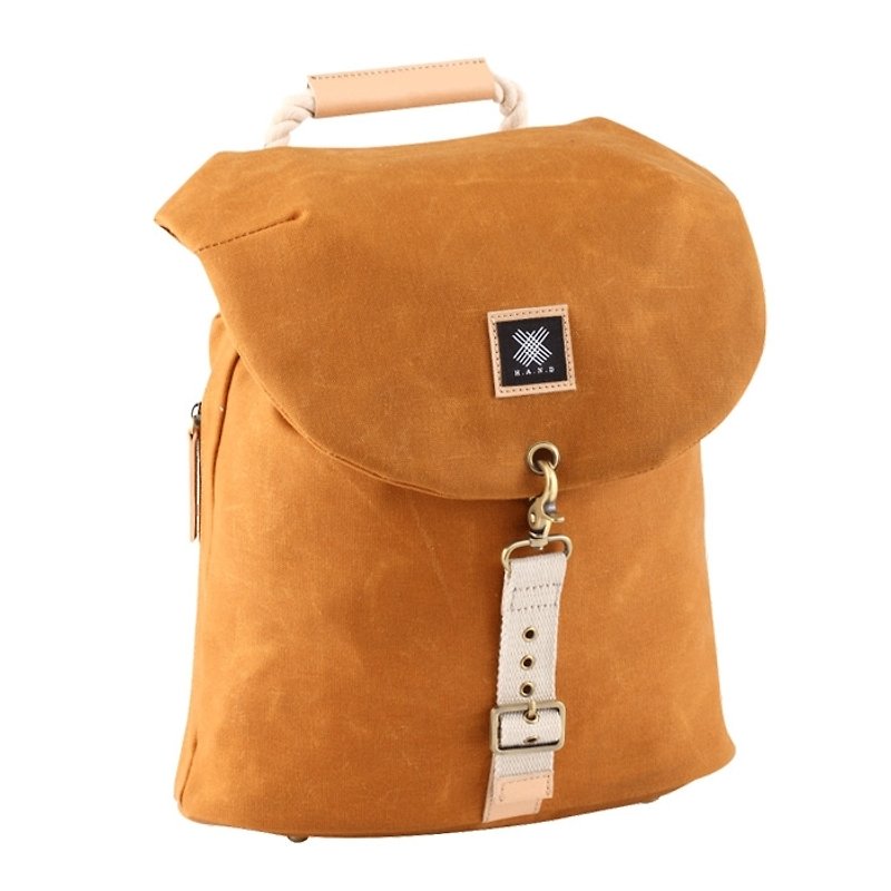 After roaming backpack │ caramel HAND - กระเป๋าเป้สะพายหลัง - วัสดุอื่นๆ สีส้ม