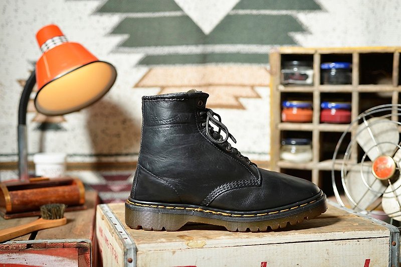 Vintage 英國Dr. Martens 黑色 8孔靴 - 男款靴/短靴 - 真皮 黑色