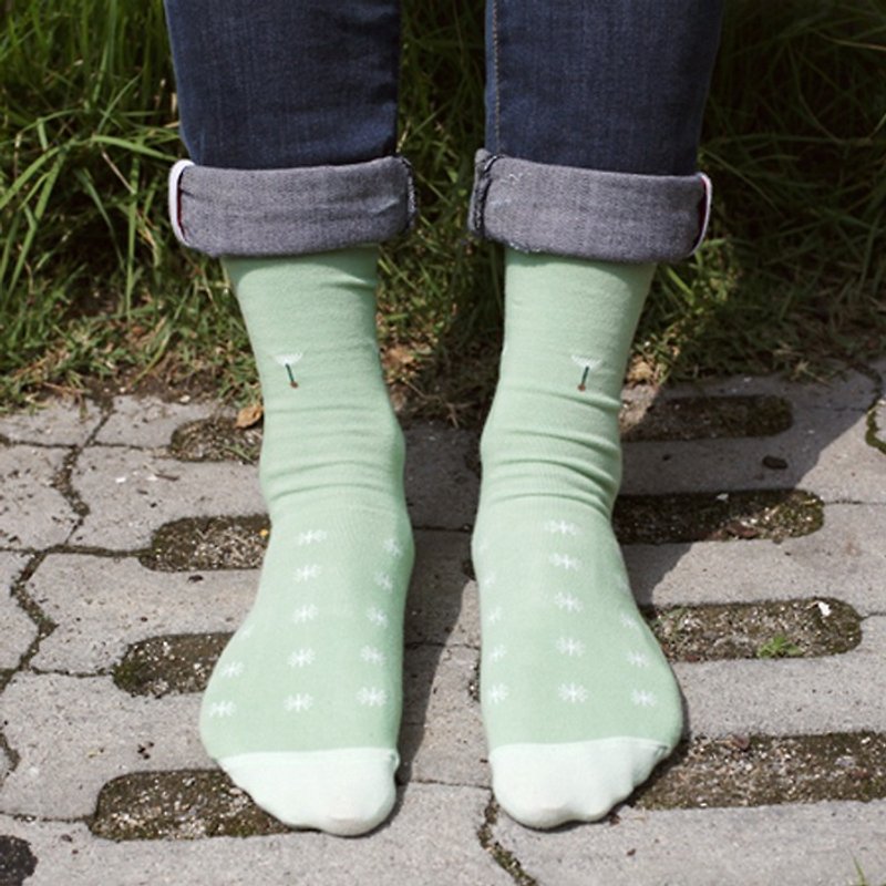 GREEN BLISS 有機棉襪 - [聯名系列] PASTEL Dandelion Green 綠色浦公英 中長襪 (男/女) - 襪子 - 棉．麻 綠色